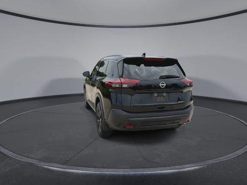Used 2023 Nissan Rogue SV w/ SV Premium B Package FWD image 7