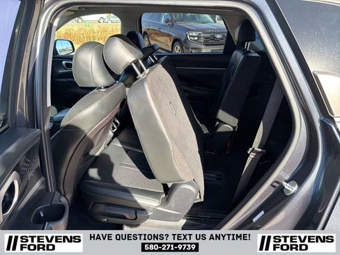 Used 2021 Kia Sorento S image 31