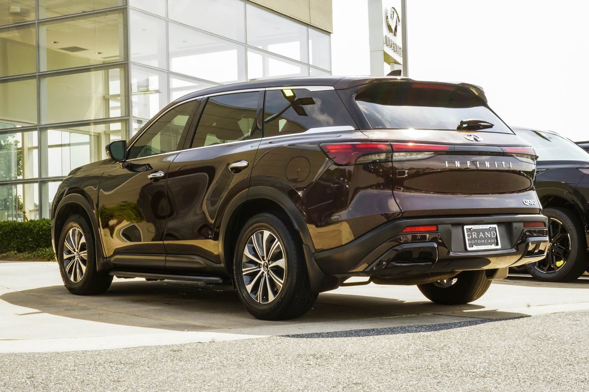 Used 2022 INFINITI QX60 Pure FWD image 9