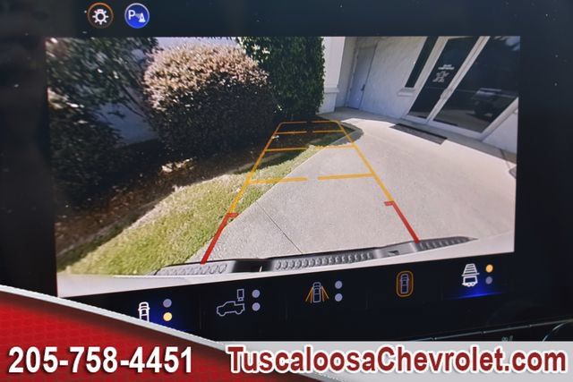 Used 2025 Chevrolet Colorado Z71 w/ Technology Package AWD/4WD image 36