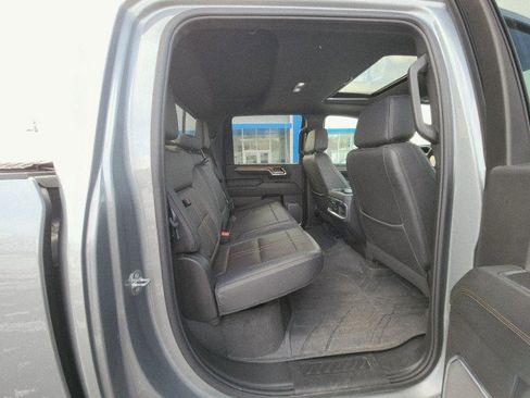 Used 2024 Chevrolet Silverado 2500 High Country w/ High Country Premium Package image 18