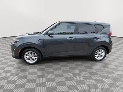 Used 2024 Kia Soul LX w/ Option Group 015 FWD image 5