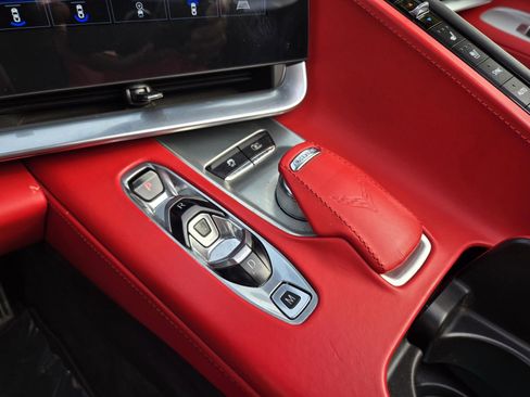 Used 2023 Chevrolet Corvette Stingray Premium Conv w/ Z51 Performance Package image 15