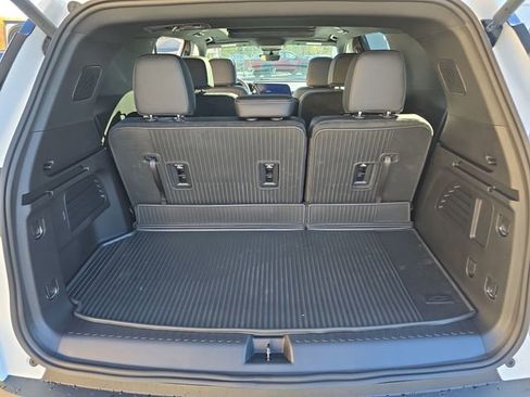 New 2026 Chevrolet Traverse LT w/ Sun and Wheel Package image 14