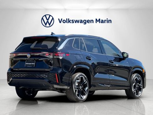New 2026 Volkswagen Tiguan SEL R-Line AWD/4WD image 5
