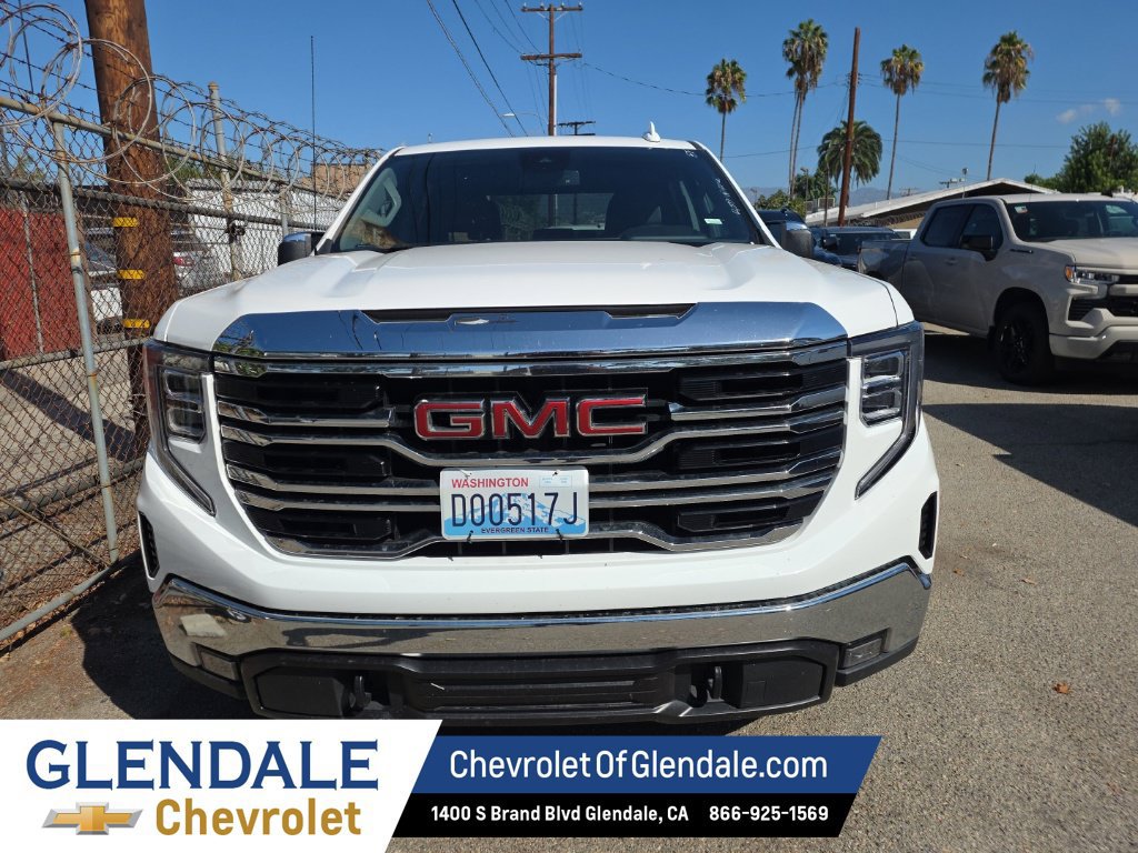 Used 2025 GMC Sierra 1500 SLT AWD/4WD image 10
