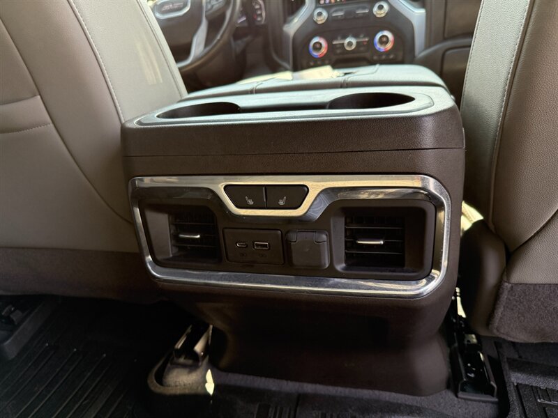 Used 2019 GMC Sierra 1500 SLT w/ SLT Premium Plus Package AWD/4WD image 15