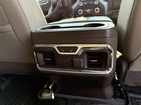 Used 2019 GMC Sierra 1500 SLT w/ SLT Premium Plus Package AWD/4WD image 15