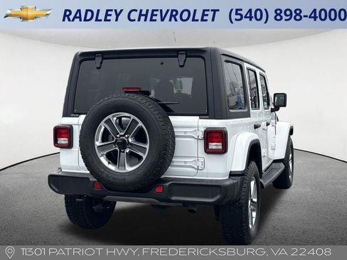 Used 2022 Jeep Wrangler Unlimited Sahara w/ Cold Weather Group image 20