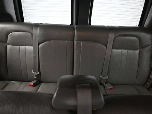 Used 2014 Chevrolet Express 3500 LS RWD image 35