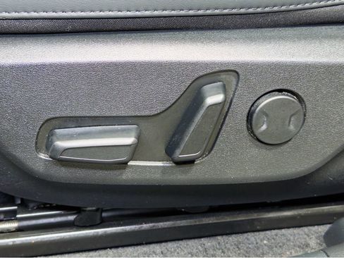 Used 2024 Kia EV6 Light image 6