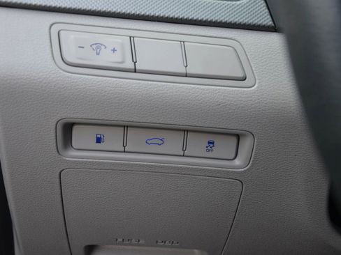 Used 2016 Hyundai Sonata SE w/ Cargo Package image 26