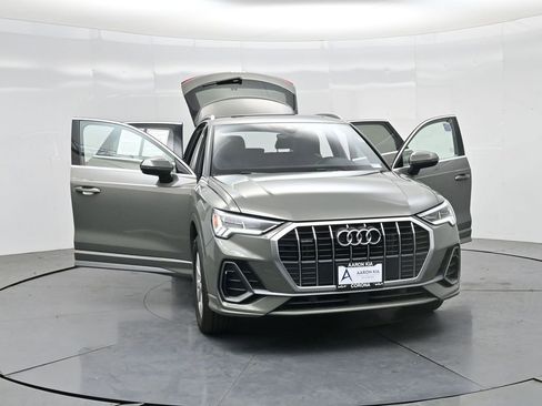 Used 2025 Audi Q3 2.0T Premium AWD/4WD image 38