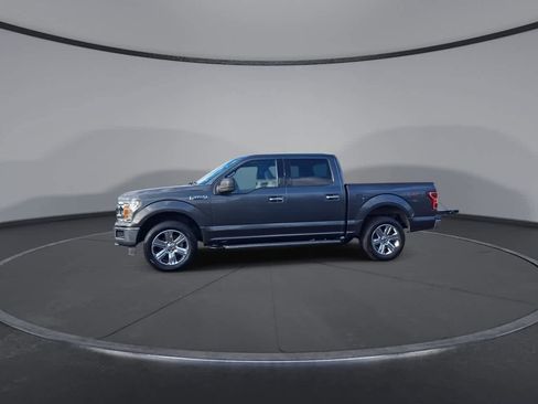 Used 2018 Ford F150 XLT w/ Equipment Group 302A Luxury image 4