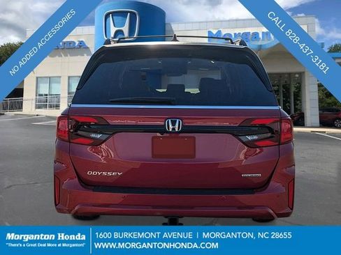 New 2026 Honda Odyssey Touring image 5