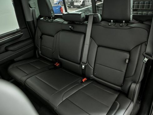 New 2026 GMC Sierra 2500 Denali w/ Denali Reserve Package image 9