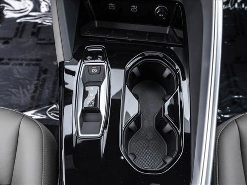 New 2025 Audi Q5 Premium Plus image 19