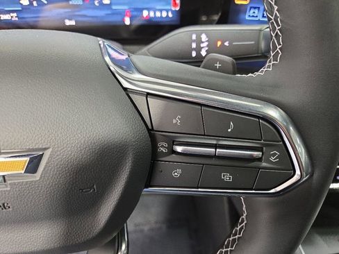 New 2026 Chevrolet Traverse LT w/ Sun and Wheel Package AWD/4WD image 15