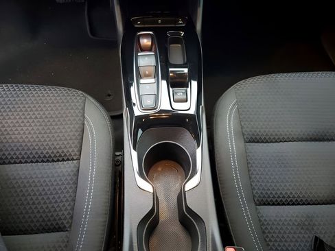 Used 2023 Chevrolet Bolt EUV LT w/ Redline Edition image 40