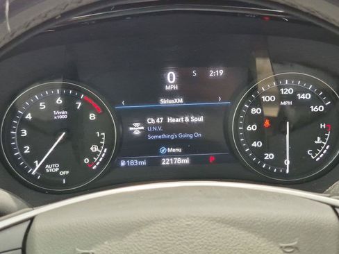 Used 2022 Cadillac XT5 Premium Luxury w/ Technology Package FWD image 14