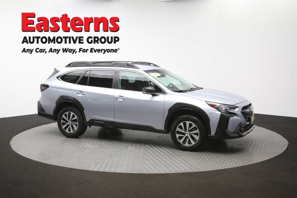 Used 2023 Subaru Outback Premium AWD/4WD image 49