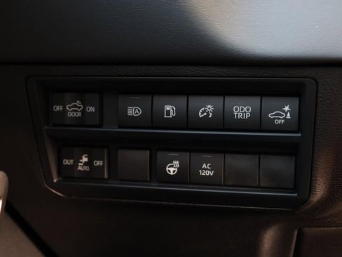 New 2026 Toyota Tundra Platinum image 21