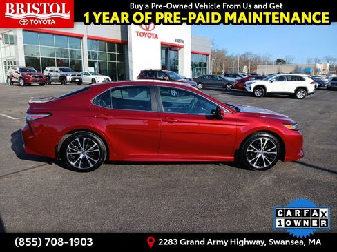 Used 2018 Toyota Camry SE w/ Moonroof Package image 9