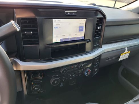 Used 2025 Ford F350 XLT image 20