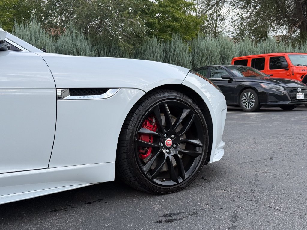 Used 2016 Jaguar F-TYPE R AWD/4WD image 7