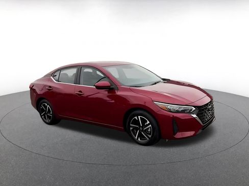 Used 2024 Nissan Sentra SV image 2