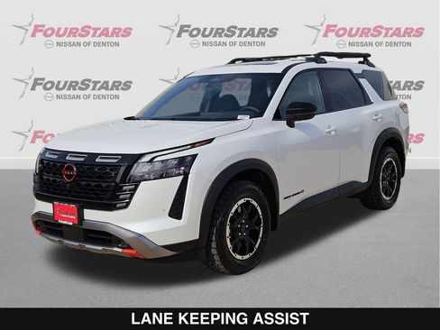 New 2026 Nissan Pathfinder Rock Creek image 9