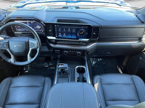 Used 2023 Chevrolet Silverado 1500 RST w/ Convenience Package II AWD/4WD image 10