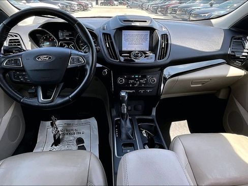 Used 2017 Ford Escape Titanium FWD image 18
