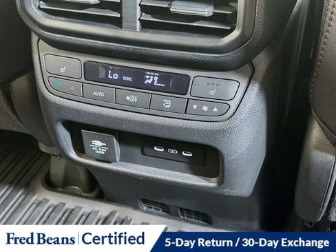 Used 2025 Honda Passport Black Edition image 17