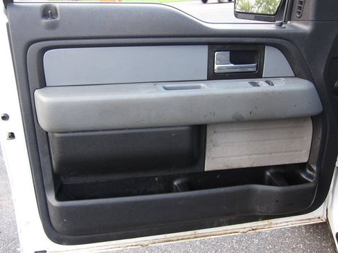 Used 2014 Ford F150 XL w/ XL Decor Group RWD image 9