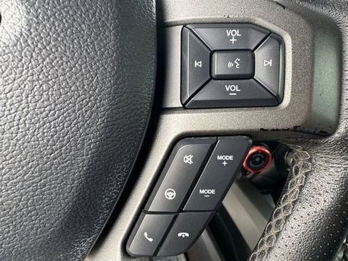 Used 2019 Ford F150 Raptor w/ Equipment Group 802A Luxury image 6