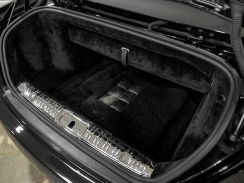 Used 2016 Rolls-Royce Dawn image 52