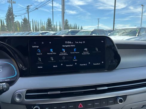 Used 2025 Hyundai Palisade SEL AWD/4WD image 16