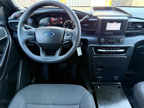 Used 2020 Ford Explorer 4WD Police Interceptor w/ Interior Upgrade Package image 2