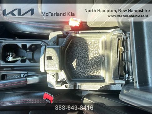 Used 2018 Jeep Wrangler Unlimited Rubicon image 31