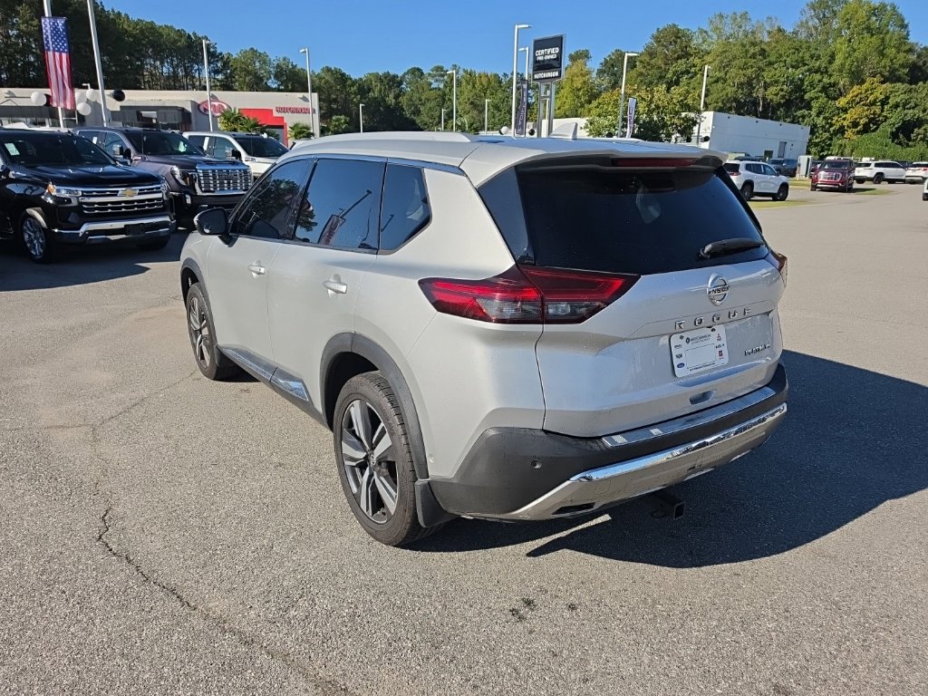 Used 2021 Nissan Rogue Platinum FWD image 5