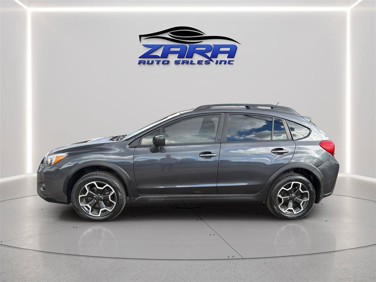 Used 2015 Subaru Crosstrek 2.0i Premium AWD/4WD image 3