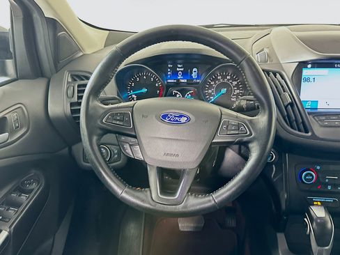 Used 2019 Ford Escape SE image 17