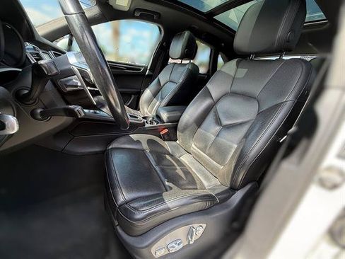 Used 2016 Porsche Macan S AWD/4WD image 10