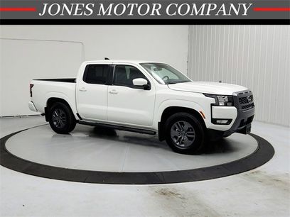 Used 2025 Nissan Frontier SV w/ SV Convenience Package