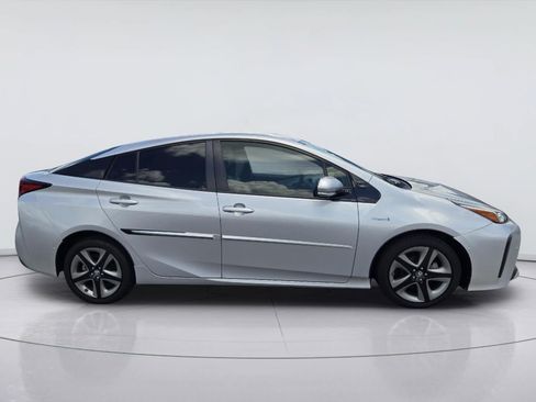 Used 2019 Toyota Prius Limited FWD image 4