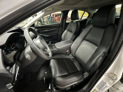 New 2026 MAZDA MAZDA3 2.5 S Sedan w/ Preferred Pkg image 17