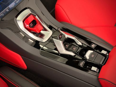 Used 2024 Lamborghini Huracan EVO image 37