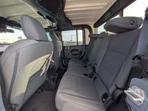 New 2026 Jeep Gladiator Sport image 11