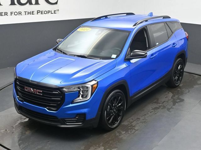 Used 2024 GMC Terrain SLE w/ Driver Convenience Package FWD image 50